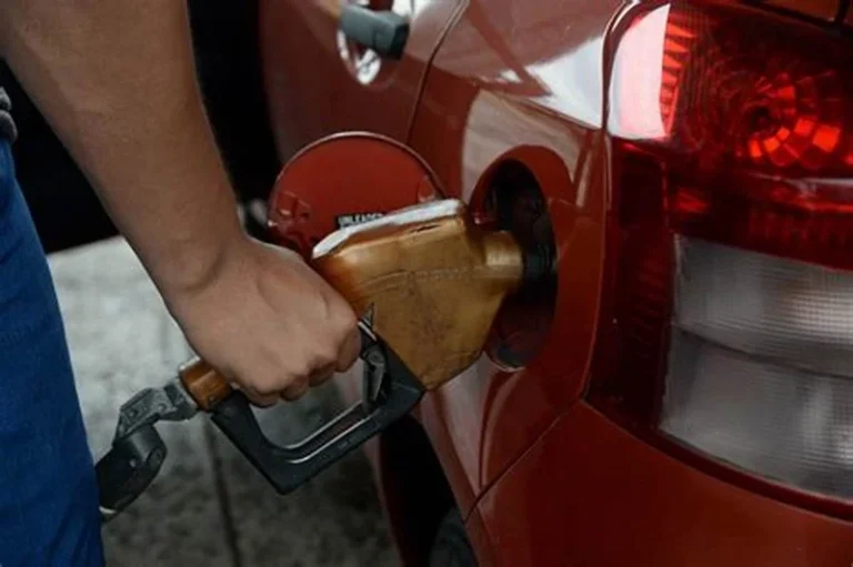 ANP: etanol está mais competitivo em relação à gasolina em 15 estados e no DF