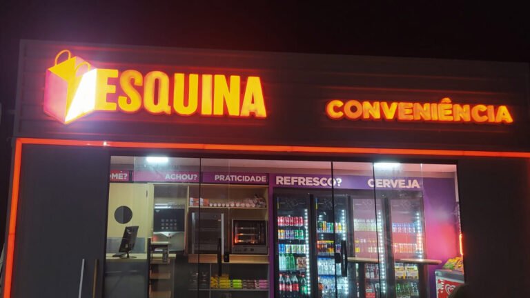 Franquia de loja de conveniência A Esquina amplia opções de instalação com modelo em contêiner