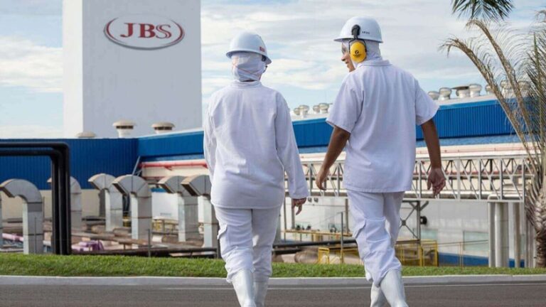 Empresa da JBS começa a operar 1º ponto de abastecimento de biodiesel 100%