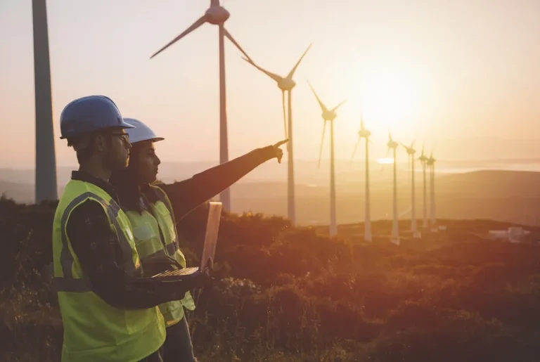 Ainda não vi plano no Brasil para petróleo bancar transição energética, diz Ana Toni