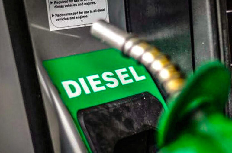 Preço do diesel comum encerra o mês a R$ 6,10 na média