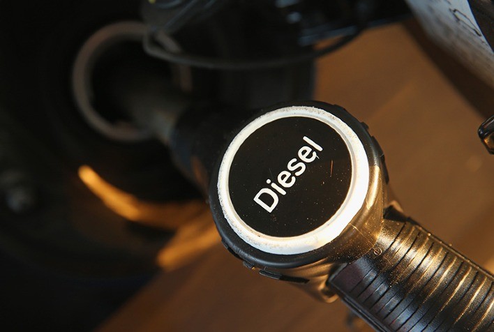 Diesel comum e S-10 atingem preços médios recordes em 2024