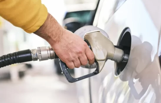 Preço médio da gasolina se mantém estável desde setembro, enquanto etanol inicia novembro com primeira alta desde agosto