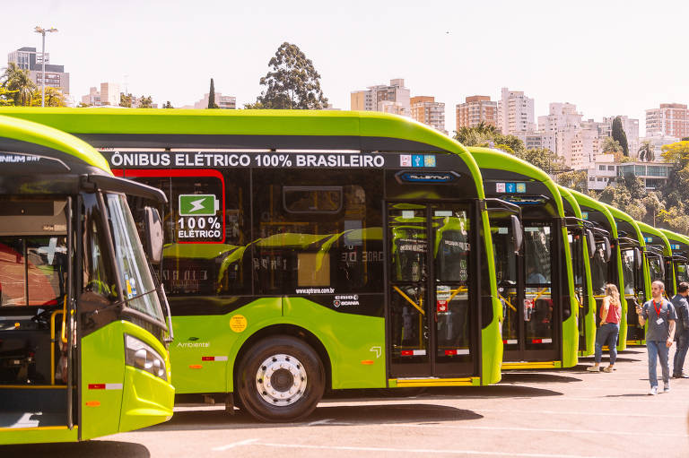 Câmara de SP recua em projeto e prazo para frota de ônibus ser 100% elétrica volta a 20 anos