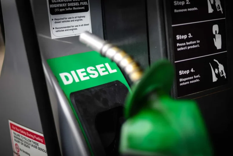 Diesel sobe para máxima do ano com alta do dólar e maior demanda, mostra levantamento