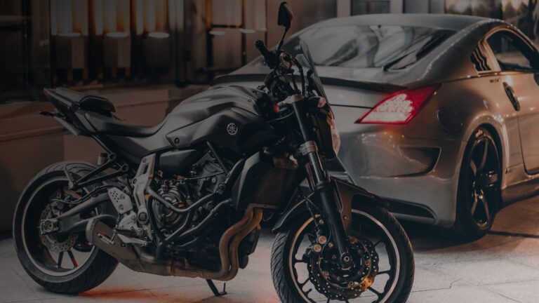 Carros e Motos: Entenda as diferenças e a importância do óleo lubrificante para cada veículo