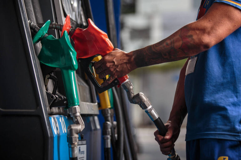 Postos cativam clientes com benefícios pós-abastecimento