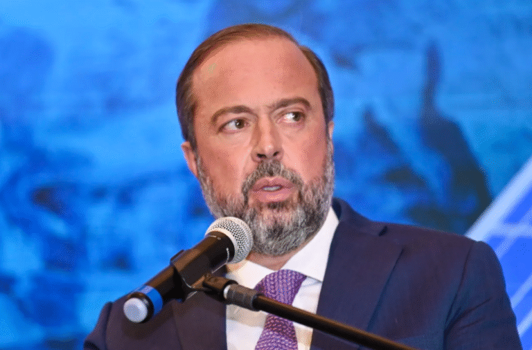 Etanol pode ser negociado com EUA, mas Brasil deveria manter sua tarifa, diz Silveira