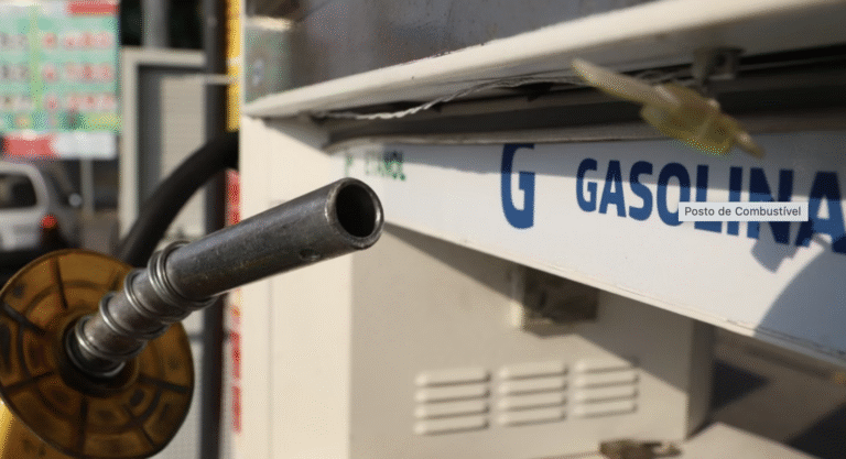 Gasolina passa a ter 30% de etanol nesta sexta (1º), sem previsão de queda nos preços