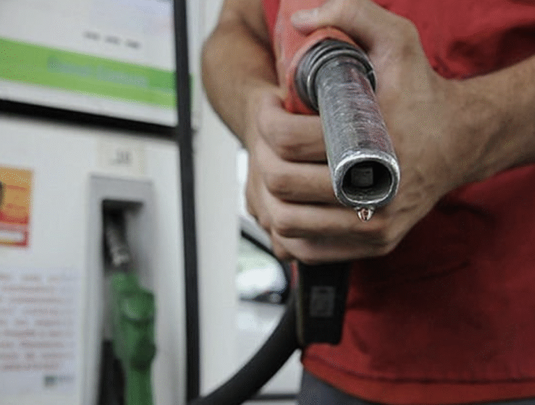 Alta do lucro das distribuidoras impede redução no preço da gasolina