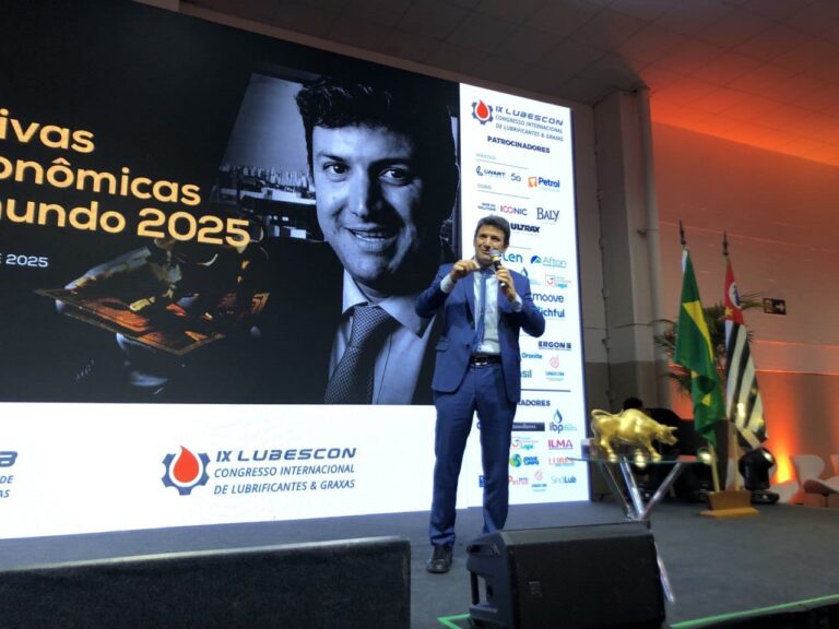 Pablo Spyer analisa o cenário econômico global durante a FEILUB e LUBESCON